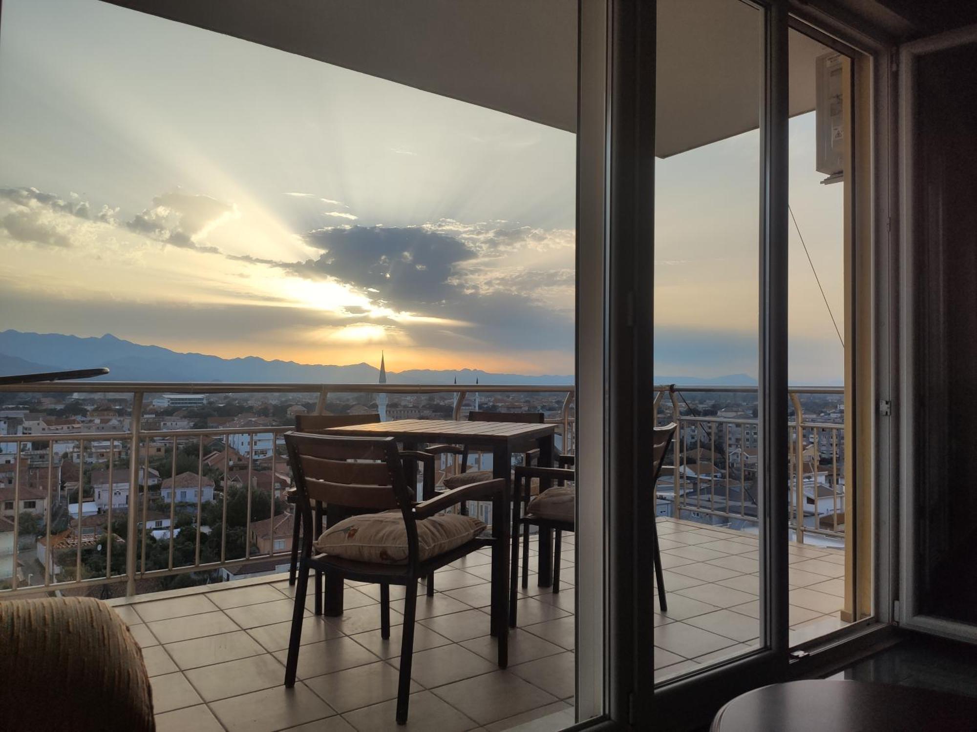 Sunset View Apartment Shkoder Rooftop Εξωτερικό φωτογραφία